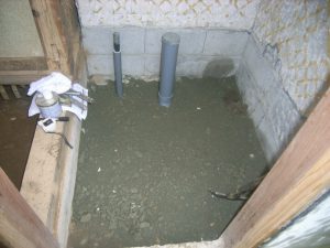 トイレ給排水管