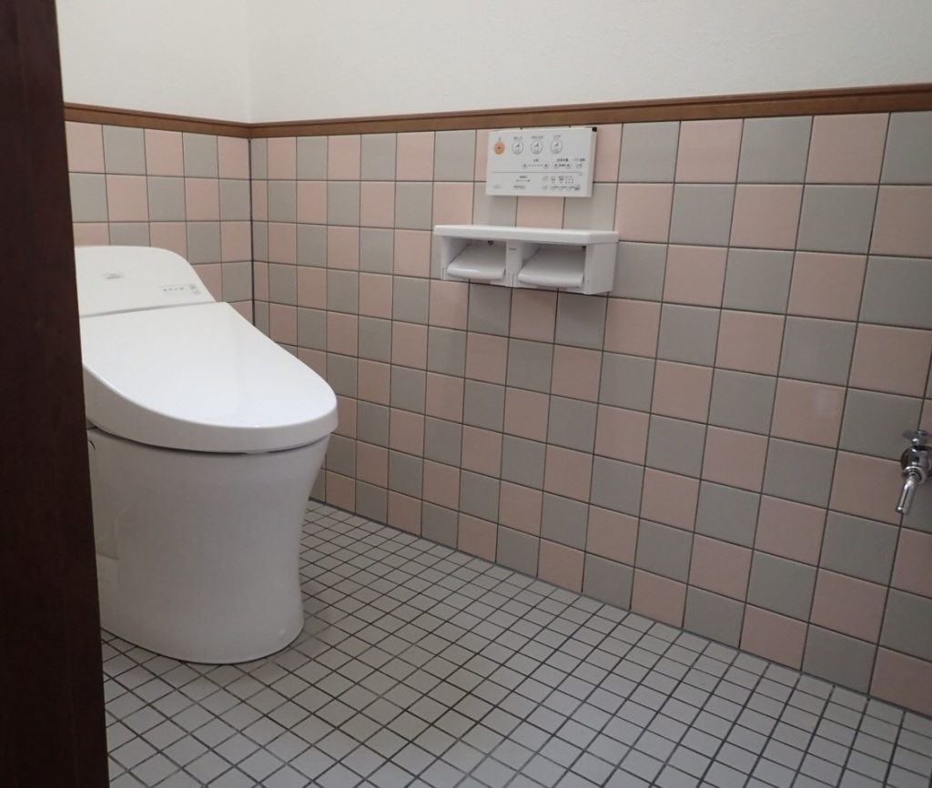 【トイレ】家族それぞれに合うトイレリフォーム〝掃除のことを考えたトイレに” 施工後2