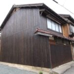 焼杉の外壁張替🌳