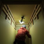 使わない勝手口がある廊下にトイレを増設！②施工中