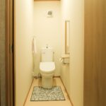 使わない勝手口がある廊下にトイレを増設！③完成🙌